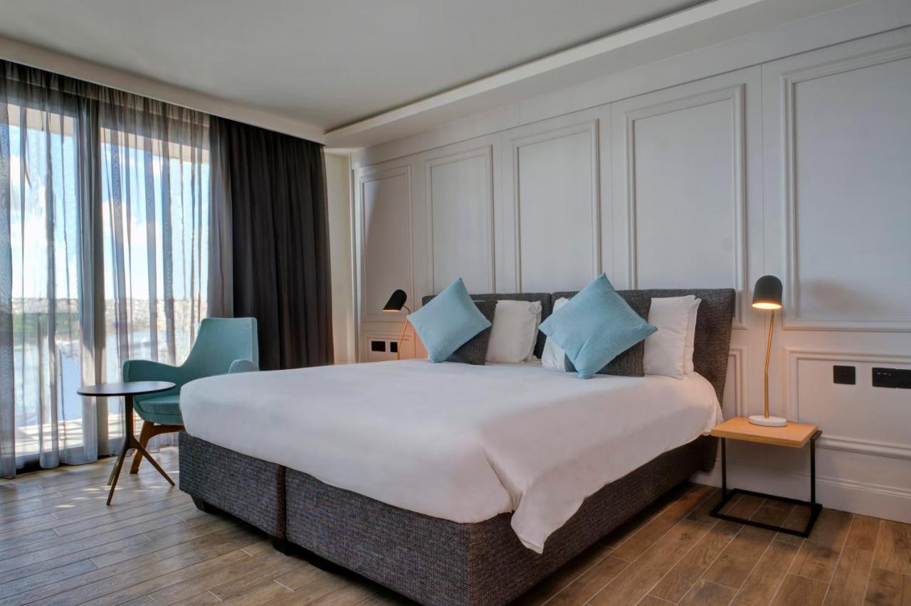 Deluxe Double or Twin Room Sea View,1188241414:JPEG